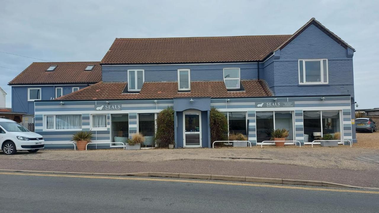 Seals Bacton Hotel Bacton  Exterior foto